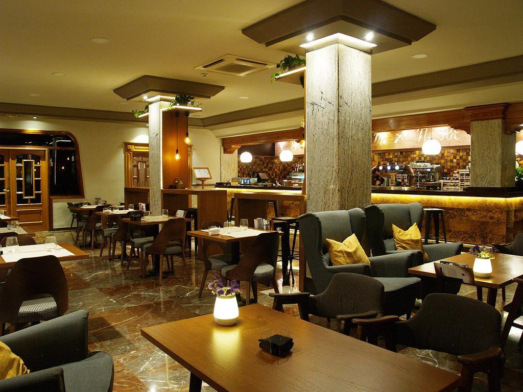 Hotel Zodiaco Bailén Exteriör bild