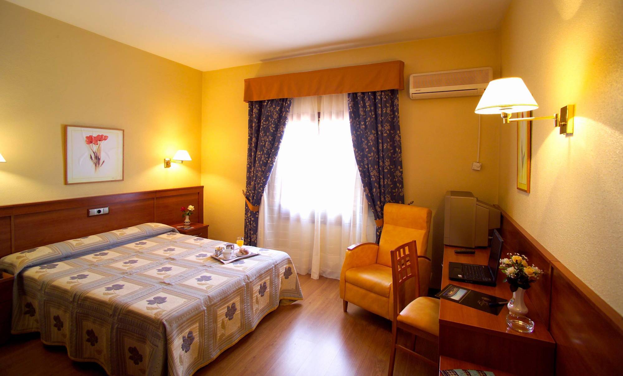 Hotel Zodiaco Bailén Rum bild