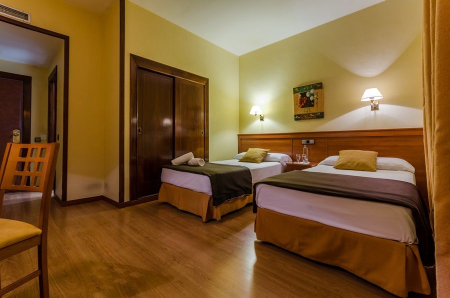 Hotel Zodiaco Bailén Exteriör bild